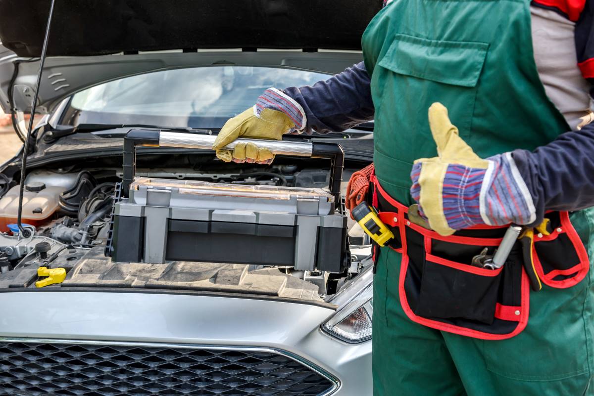 La visite technique est obligatoire car elle garantit la sécurité et la conformité des véhicules.